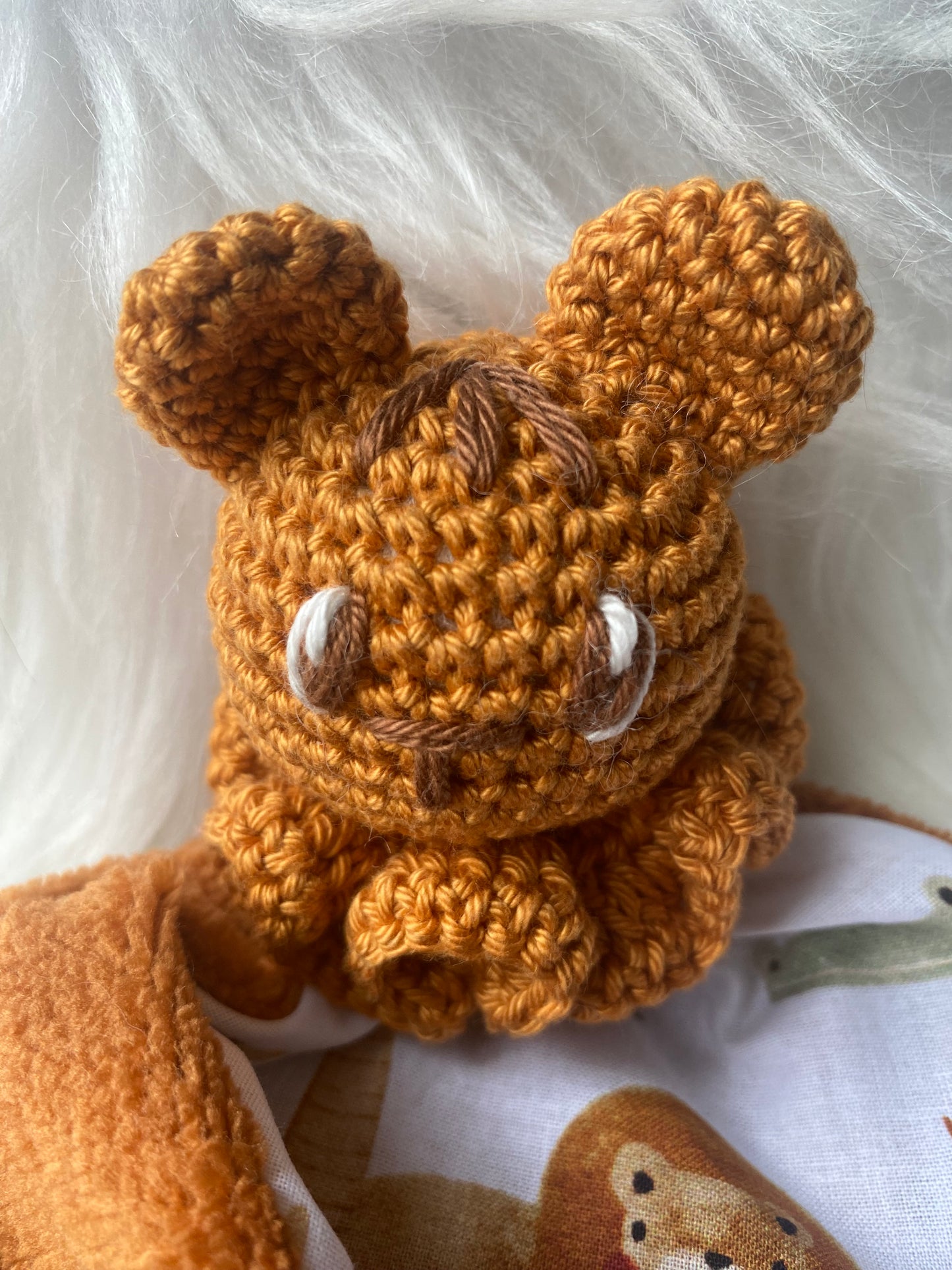 Doudou lapin tigre