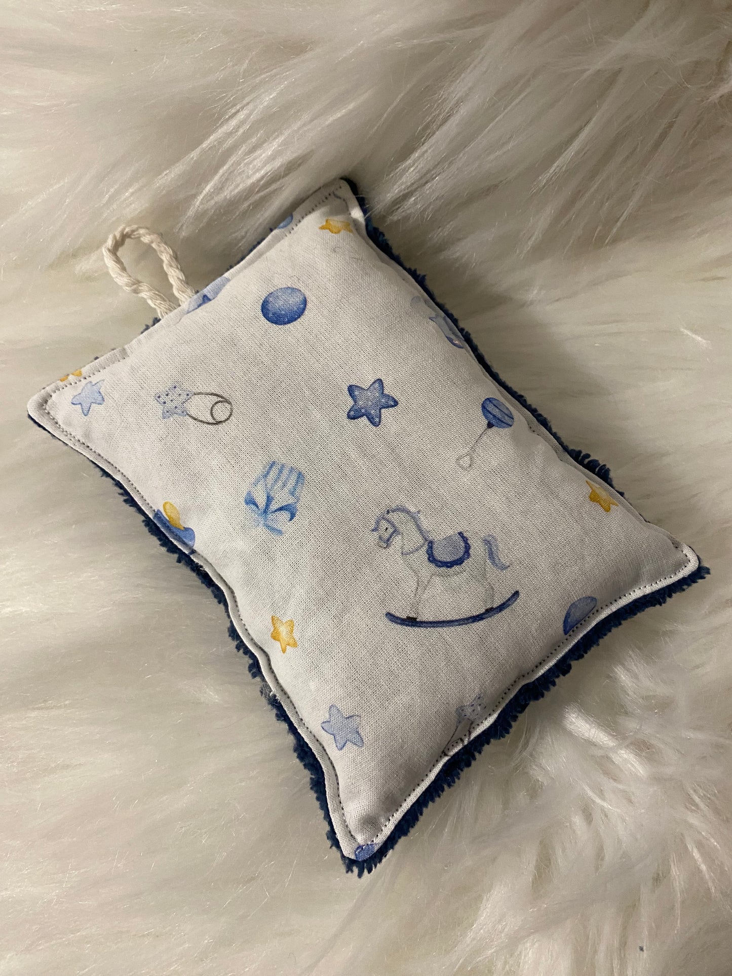 Coffret BIEN-ÊTRE enfant motifs biberons, tétine bleue et blanche