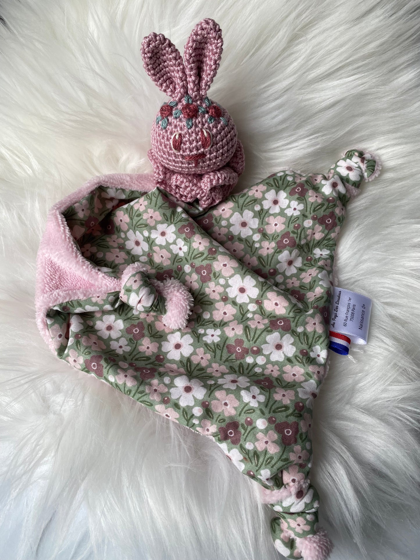 Doudou Lapin "COLLINE", fleuri vert et rose