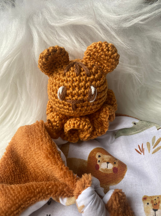 Doudou lapin tigre