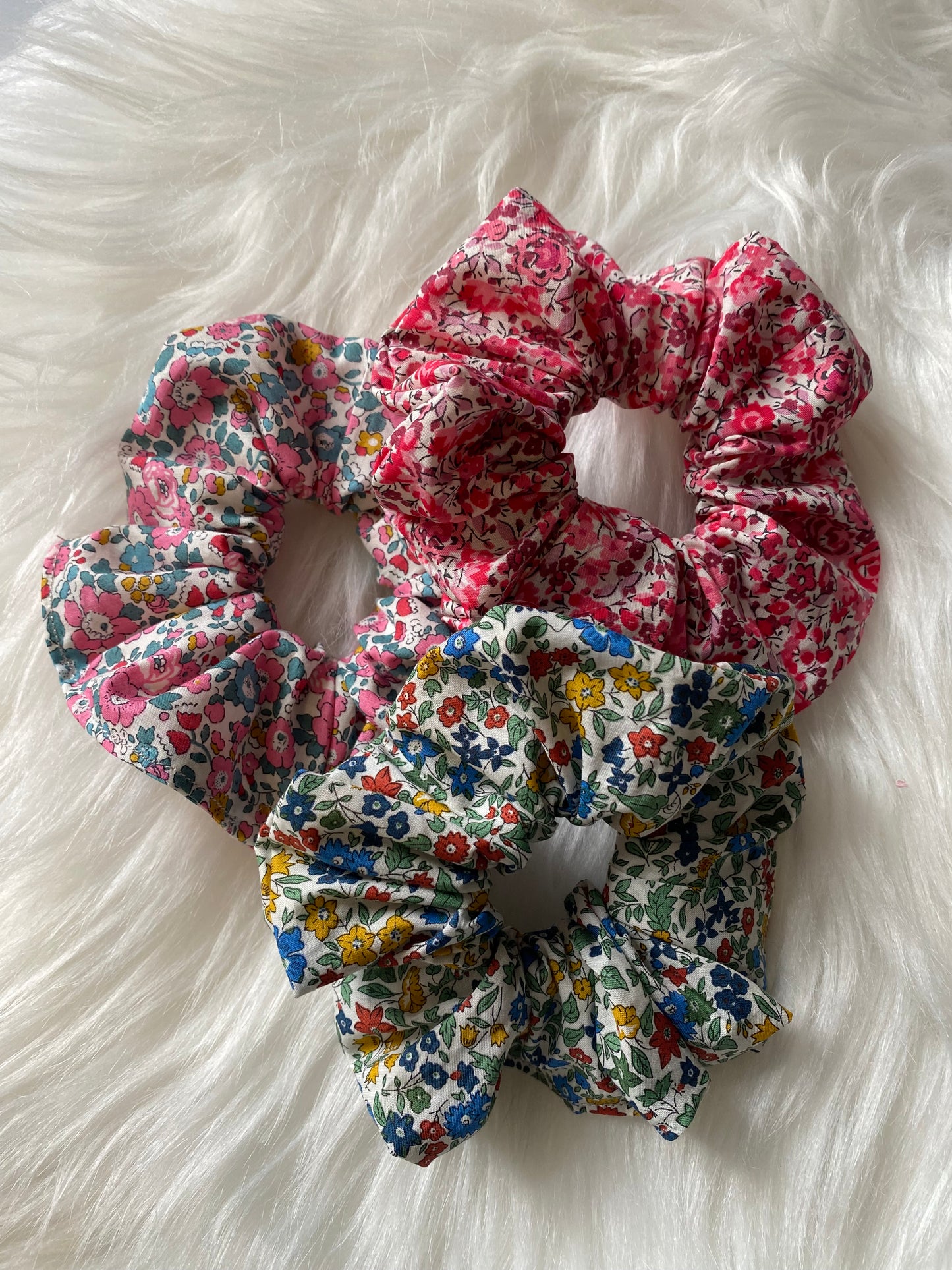 Chouchou Liberty Of London multi fleurs rouges