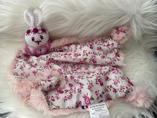 Doudou Lapin "COLLINE", fausse fourrure et coton fleuri rose