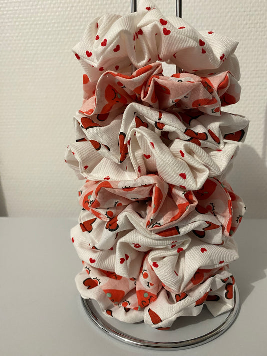 Chouchou coton rose motifs coeurs rouges