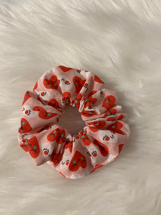 Chouchou coton rose motifs coeurs rouges